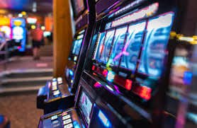 Giải Esports thu hút đông đảo game thủ Việt Nam và người hâm mộ cá cược
